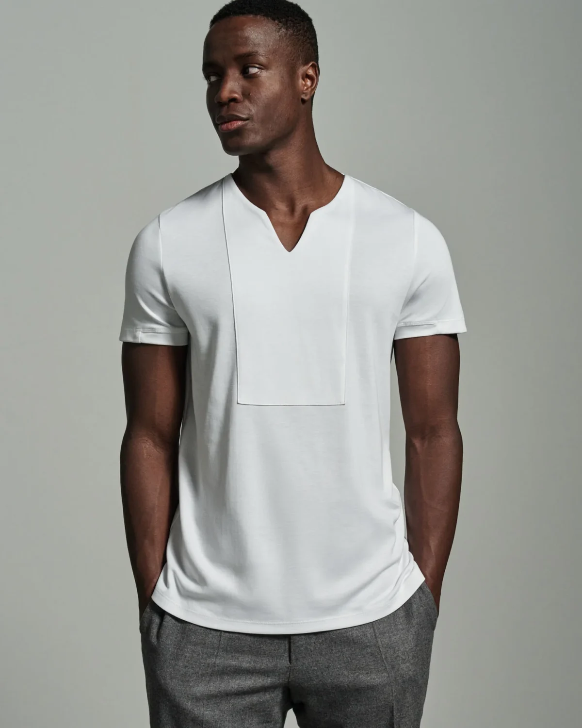 Bib-Fronted Notched Neck