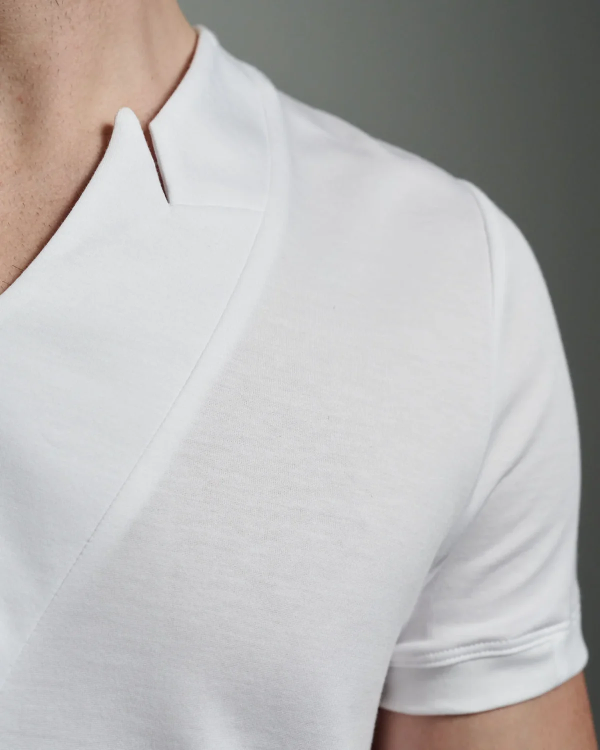 V-neck with Inverted Peak Lapel