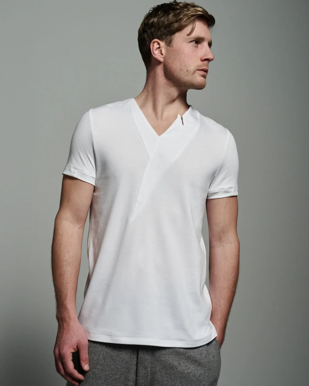 V-neck with Inverted Peak Lapel