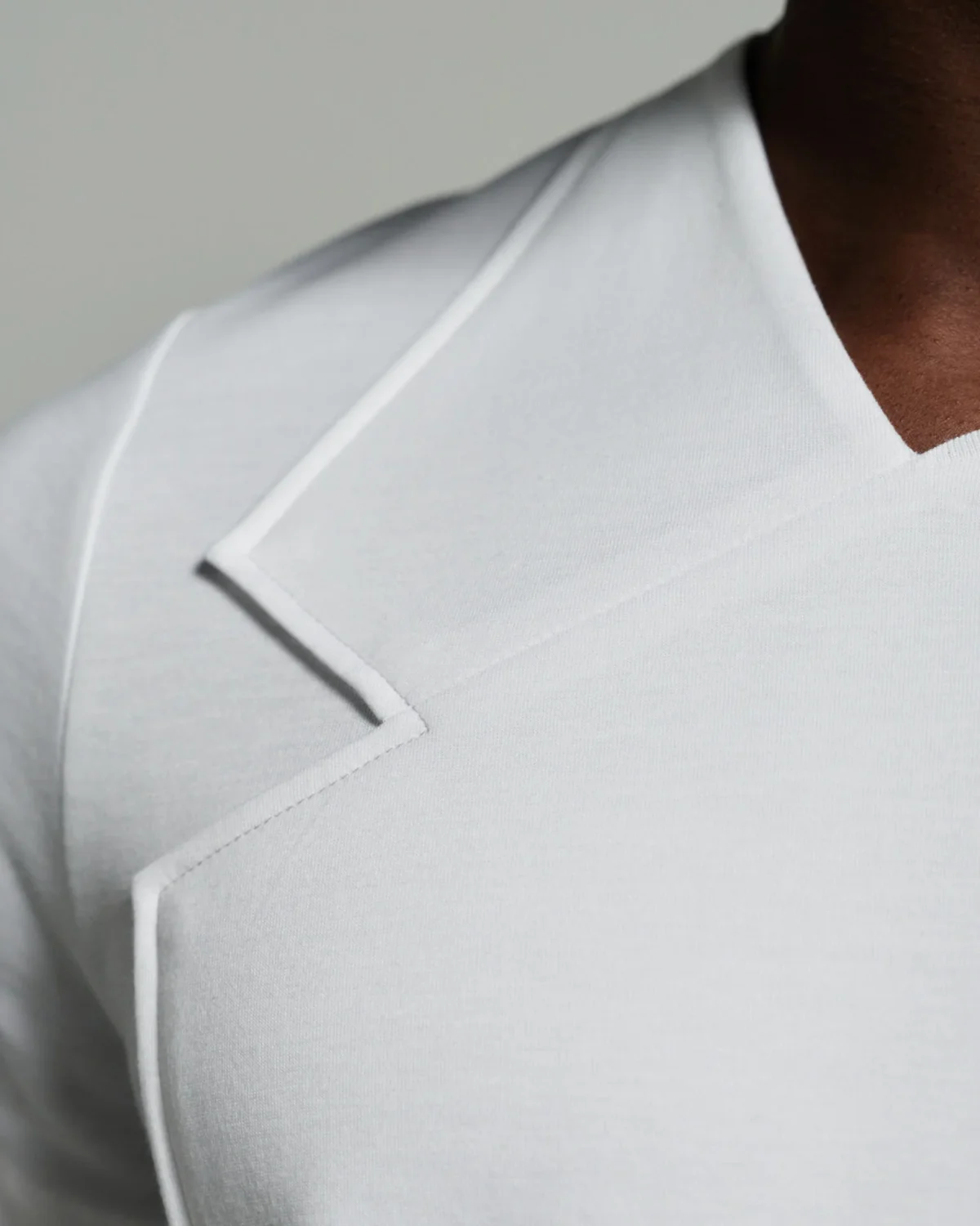Hybrid Neck with Notch Lapel Appliqué