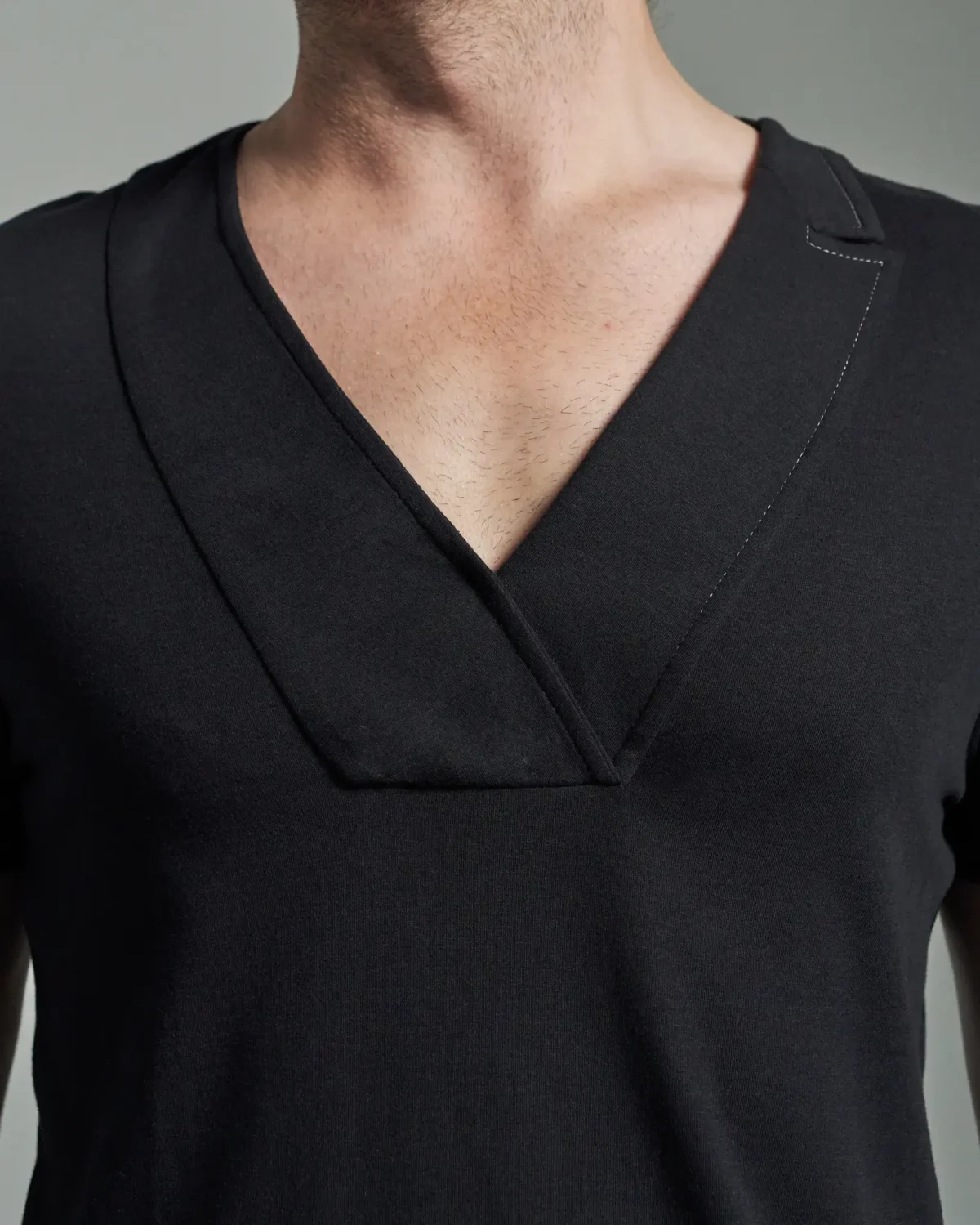 Slim Fit Folded Lapel V-Neck
